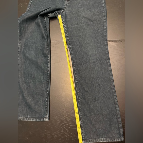 Chico’s Platinum Ultimate Fit Bootcut - Large/12 - Picture 6 of 10